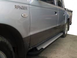 Боковые пороги площадки из алюминия Allmond Grey для Ford Ranger 2007-2011 Erkul
