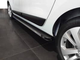 Боковые пороги площадки из алюминия Maya V1 для Renault Lodgy 2012+