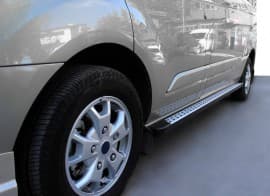 Боковые пороги площадки из алюминия DOT-Line для Ford Custom 2012+ Omsa