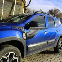 Верхние накладки на дверь (4 шт) для Dacia Duster 2018+ DD-T24