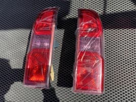 Задние фонари RED (2 шт) на Nissan Patrol Y61 2004-2008