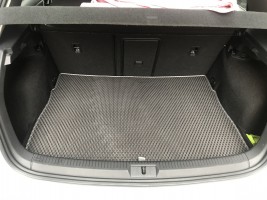 Коврик в багажник EVA для Volkswagen Golf 7 HB 2012-2020 черный EVA