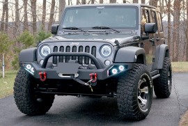 Передній бампер МОДЕЛЬ LP2 на Jeep Wrangler (JL) 2018+