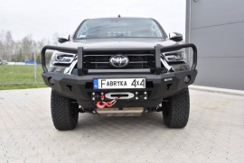 Дуга переднього бампера на Toyota Hilux 2019+