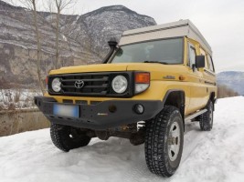 more 4x4 Передний силовой бампер на Toyota Land Cruiser HZJ 71 1984-2006