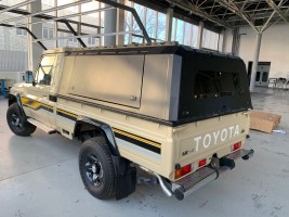 Кунг без окон из алюминия на Toyota Land Cruiser 79 1990+ (1L-длинная база) Тайвань