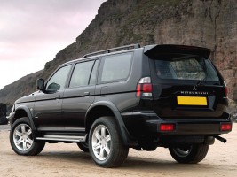 Спойлер задний на ляду для Mitsubishi Pajero Sport 1996-2008 AOM Tuning