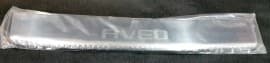 Хром накладка на задний бампер для Chevrolet Aveo sedan T300 2012+ c загибом и с надписью Omcarlin