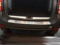Хром накладка на задний бампер из нержавейки для Dacia Lodgy 2012+ с загибом и надписью
