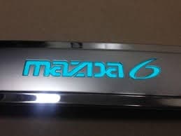 Хром накладка на планку багажника с синей подсветкой из нержавейки для Mazda 6 Hb 2002-2007 под ключ Libao