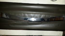 Хром накладка на задний бампер из нержавейки для Mitsubishi ASX 2010-2012 с загибом и надписью Omcarlin