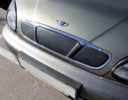 Зимняя накладка на решетку верхняя глянцевая Daewoo Lanos Hatchback