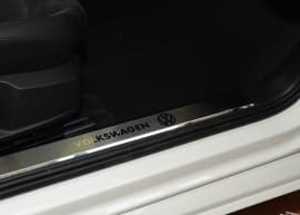 Хром накладки на внутренние пороги НатаНика PREMIUM для Volkswagen Passat B8 4D / VARIANT 2014+ NataNiko