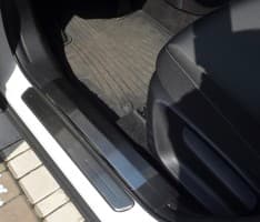 Хром накладки на внутренние пороги НатаНика PREMIUM для Mazda CX-3 2015+