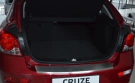 Хром накладка на бампер с загибом НатаНика PREMIUM для Chevrolet Cruze Hatchback 5D FL 2011-2012