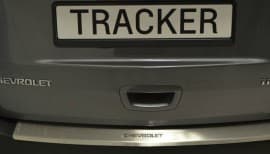 Хром накладка на бампер с загибом НатаНика PREMIUM для Chevrolet Tracker (Trax) 2013-2019
