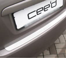 Хром накладка на бампер НатаНика PREMIUM для Kia CEED 1 Hatchback 5D 2007-2012 NataNiko