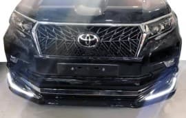 Накладки на передний и задний бампер Modelista V3-LED на Toyota Land Cruiser Prado 150 2018+ (черный цвет)