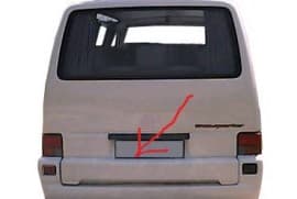 Накладка на заднюю крышку (под покраску) на Volkswagen T4 Caravelle/Multivan 1990-2003