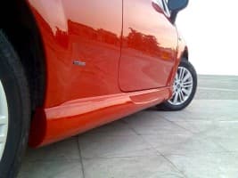 Боковые пороги (под покраску) на Fiat Punto EVO 2005-2018