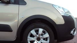 Накладки на арки (4 шт, черные) на Peugeot Partner Tepee 2008-2018 1 боковая дверь, Металл DD-T24