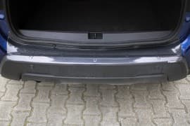 Накладка на задний бампер EuroCap из ABS-пластика для Dacia Duster 2018+ Накладка на бампер на Дачия Дастер под карбон EuroCap