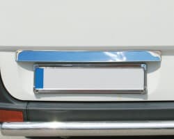 Хром накладка над номером Carmos из нержавейки для Volkswagen Crafter 2006-2017 Планка над номером на Фольксваген Крафтер Carmos