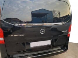Хром накладка на кромку заднего стекла Carmos из нержавейки для Mercedes Vito W447 2014+ Кромка заднего стекла на Мерседес Вито  Carmos