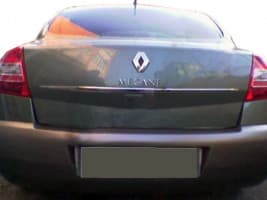 Хром накладка над номером Carmos из нержавейки для Renault Megane 2 Sd 2004-2009 Планка над номером на Рено Меган 2 Carmos