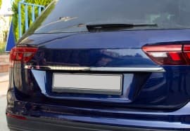 Хром накладка под номером Omsa Line из нержавейки для Volkswagen Tiguan 2016+ Планка под номером на Фольксваген Тигуан Omsa