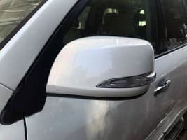 Крышки зеркал с поворотником 1234 Upgrade для Toyota Land Cruiser Prado 150 2018+ Хром зеркал Тойота Ленд Крузер Прадо 2шт Белые 1234 Upgrade