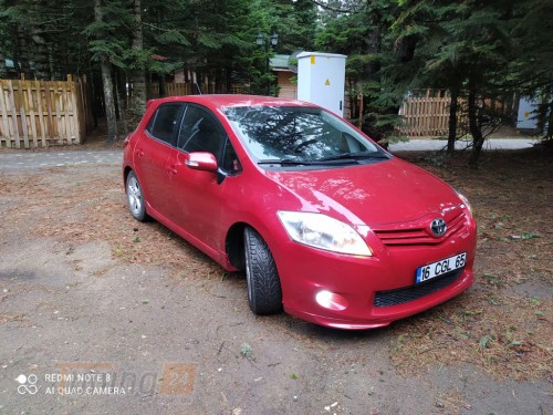 DD-T24 Боковые пороги (под покраску) на Toyota Auris 2006-2012 - Картинка 2