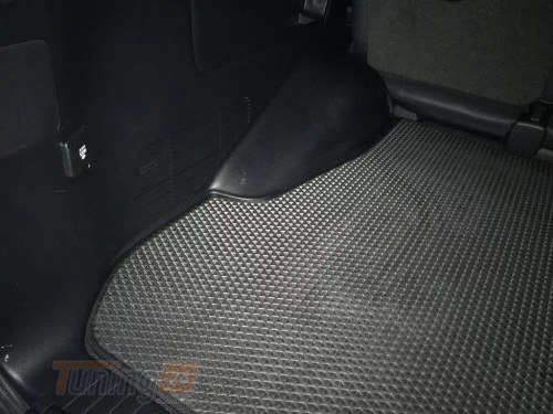 EVA Коврик в багажник EVA V-1 для Toyota Land Cruiser 200 2012-2015 5 мест черный - Картинка 2