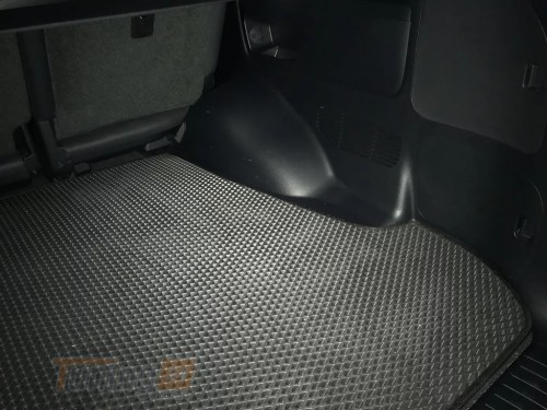 EVA Коврик в багажник EVA V-1 для Toyota Land Cruiser 200 2012-2015 5 мест черный - Картинка 3
