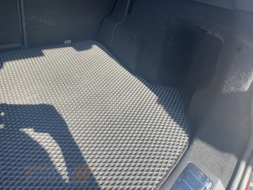 EVA Коврик в багажник EVA для Land rover Discovery Sport 2014-2019 черный - Картинка 3