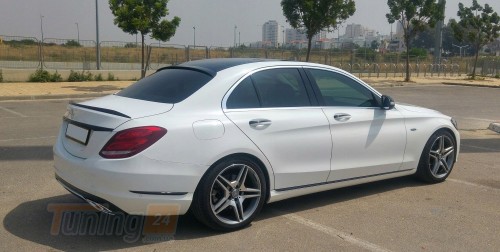 AOM Tuning Бленда на заднє скло для Mercedes C W205 2014-2021 в стилі AMG - Зображення 3