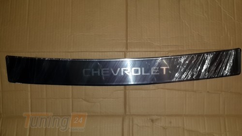 Omcarlin Хром накладка на задний бампер для Chevrolet Aveo hatchback T255 2007-2011 ровная и с надписью - Картинка 1