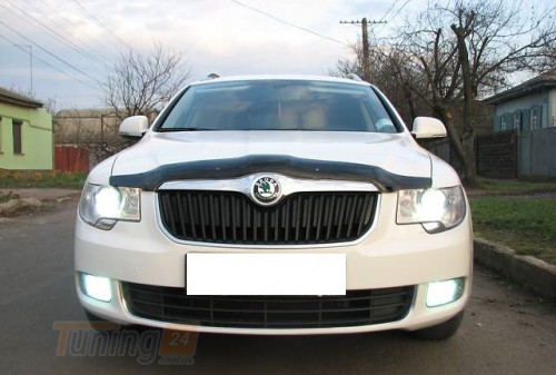 SIM SIM Дефлектор капота (мухобойка) SKODA SUPERB 2 2008-2015 - Картинка 1