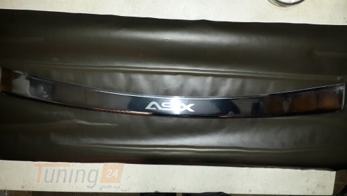 Omcarlin Хром накладка на задний бампер из нержавейки для Mitsubishi ASX 2010-2012 с загибом и надписью - Картинка 1
