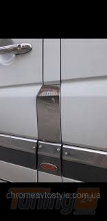Omcarlin Хром накладка на лючок бензобака гладкая из нержавейки для Mercedes-Benz Sprinter W906 2006-2013  - Картинка 1