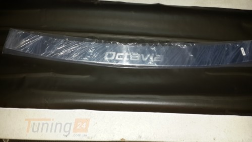 Omcarlin Хром накладка на задний бампер из нержавейки для Skoda Octavia A7 2013-2020 с надписью ровная   - Картинка 1