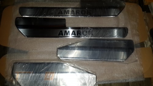 Omcarlin Хром накладки на внутренние пороги из нержавейки на пластик на Volkswagen Amarok 2010-2016 - Картинка 1