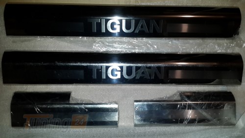 Omcarlin Хром накладки на внутренние пороги из нержавейки на пластик на Volkswagen Tiguan 2007-2016 - Картинка 1