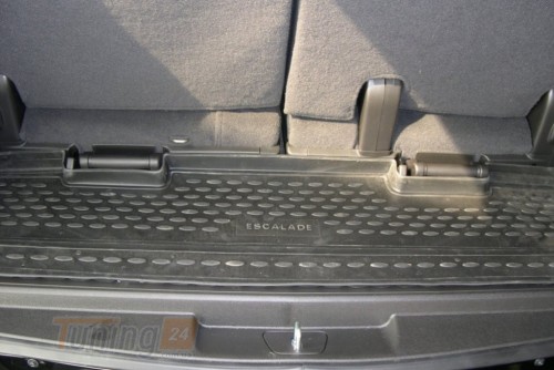NOVLINE Коврик в багажник Novline для Cadillac Escalade 3 2007-2012 внед. - Картинка 1