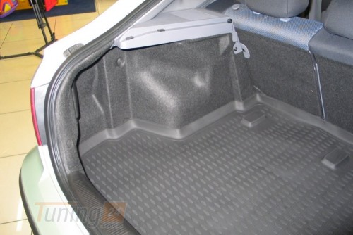 NOVLINE Коврик в багажник Novline для Hyundai Elantra 2001-2006 хэтчбек 5дв. - Картинка 1