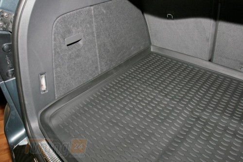 NOVLINE Коврик в багажник Novline для Volkswagen Touareg 2002-2010 кросс.  - Картинка 1