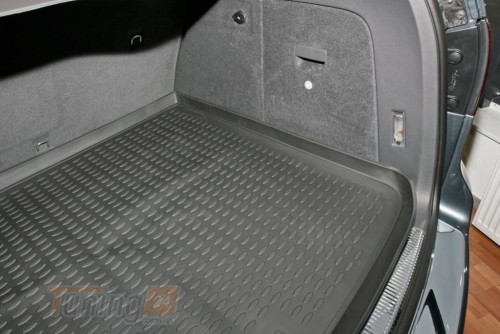 NOVLINE Коврик в багажник Novline для Volkswagen Touareg 2002-2010 кросс.  - Картинка 2