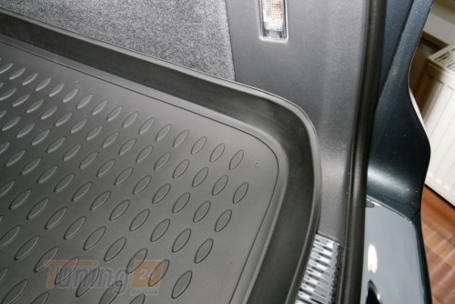NOVLINE Коврик в багажник Novline для Volkswagen Touareg 2002-2010 кросс.  - Картинка 3