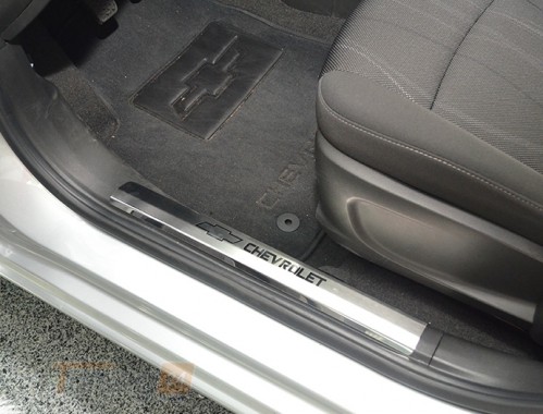 NataNiko Хром накладки на внутренние пороги НатаНика PREMIUM для Chevrolet Aveo Sedan 3 5D Hatchback 2011-2020 - Картинка 1