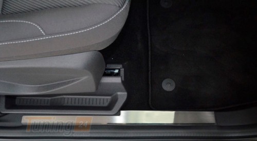 NataNiko Хром накладки на внутренние пороги НатаНика PREMIUM для Ford Kuga II 2012-2019 - Картинка 1